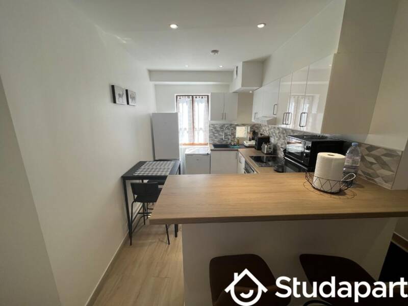 إيجار شقة بمساحة 9م² في مانت لا جولي