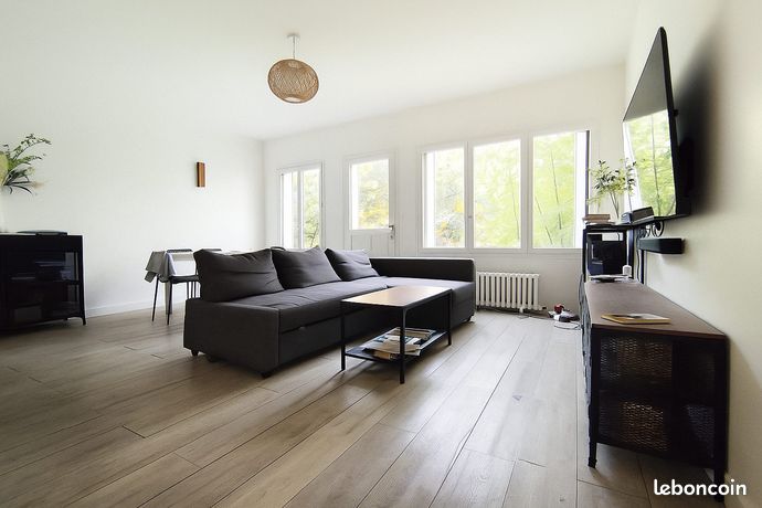 4-room property of 93 sqm