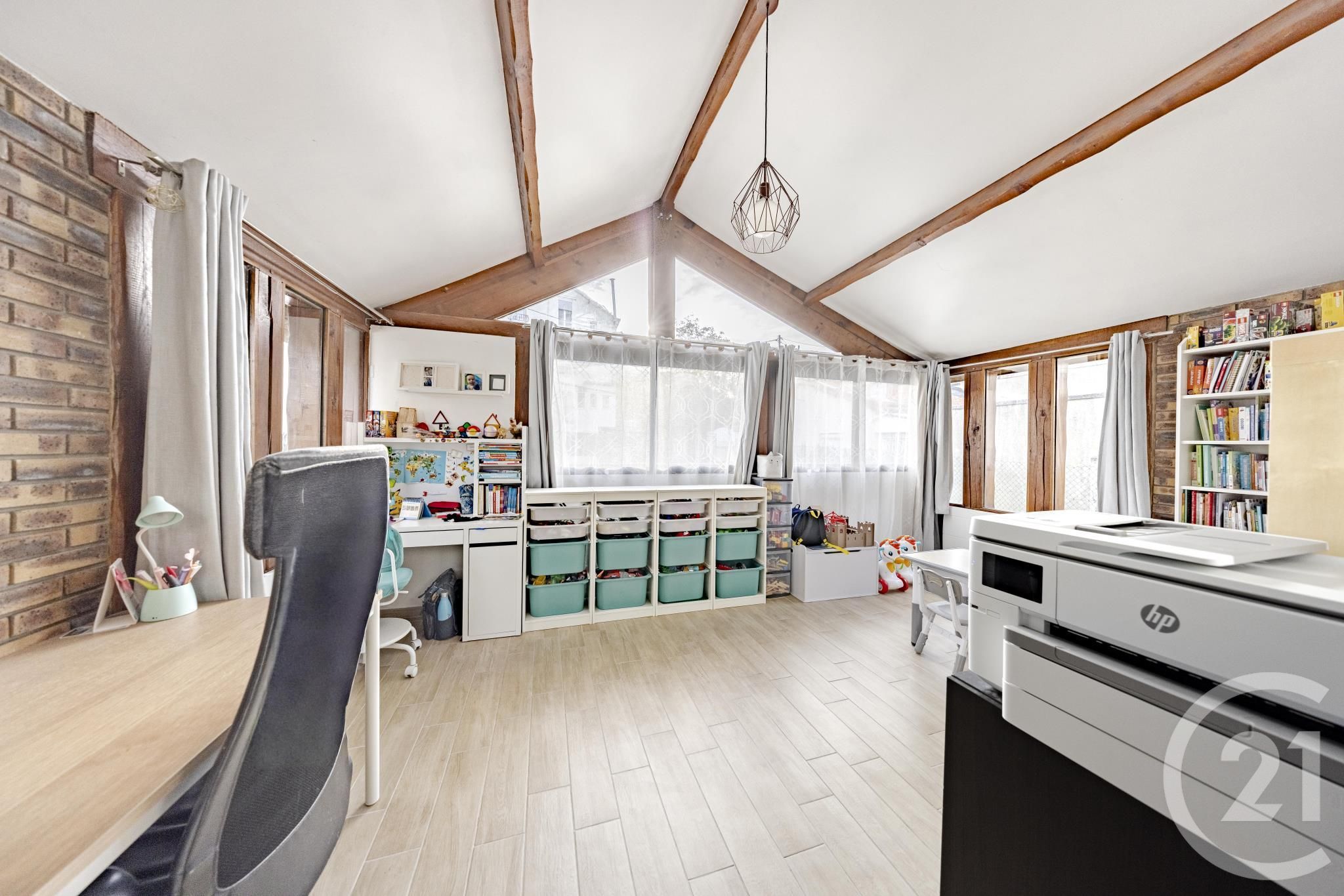 For sale: 70 sqm house in Vigneux-sur-Seine.