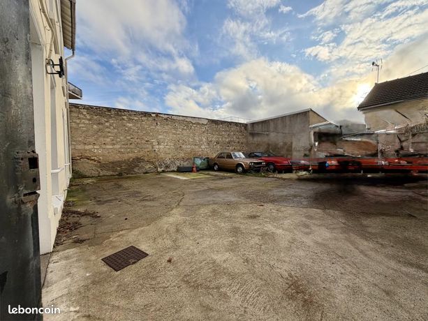 Three-room pavilion 70 sqm