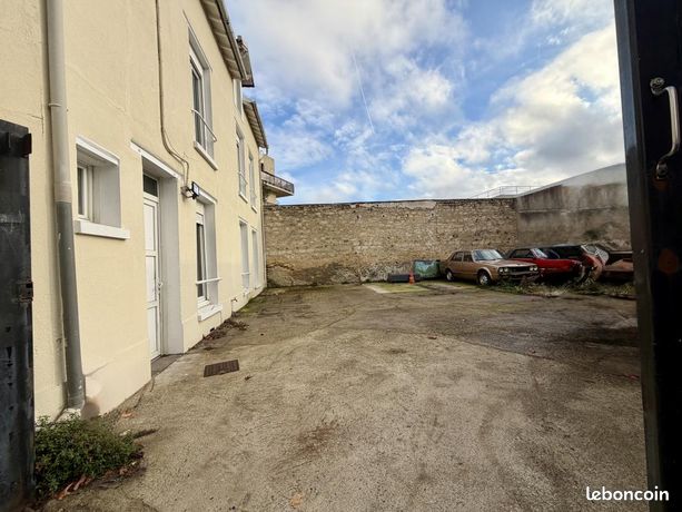 Three-room pavilion 70 sqm