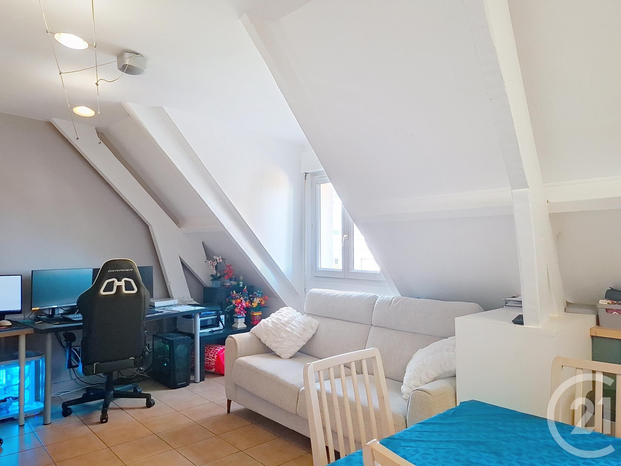 For sale: 35 sqm apartment in Dammarie-les-Lys.