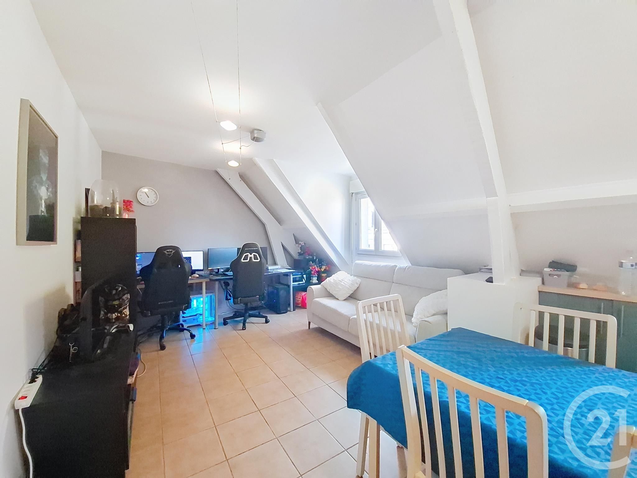 For sale: 35 sqm apartment in Dammarie-les-Lys.