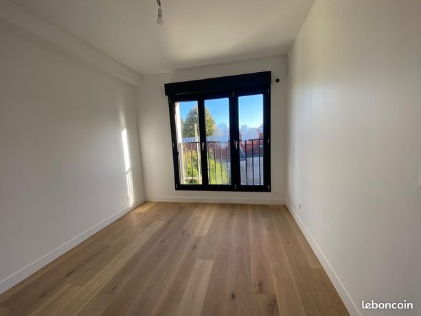 Renovated T4 apartment in Mont Valérien - 74sqm