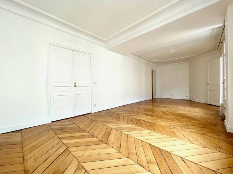 Affitto appartamento di 96 mq a PARIGI 16