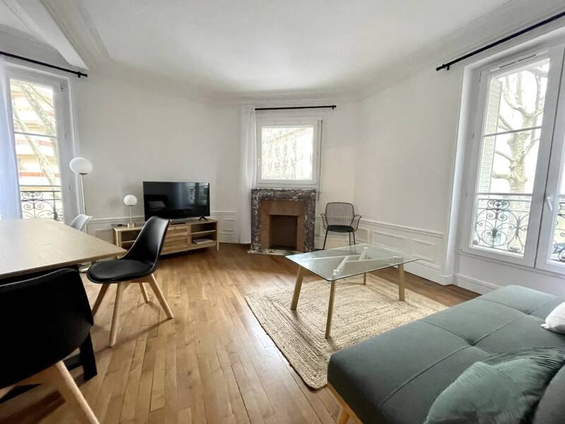 Appartamento in affitto di 110 mq a PARIGI 19