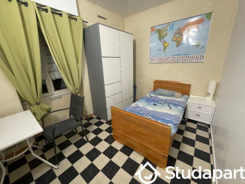 10sqm house for rent in SCEAUX