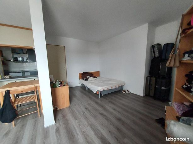 شقة بغرفتين 31 م²