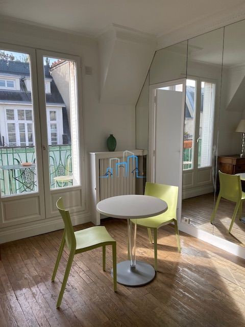 Affitto appartamento di 24mq a PARIGI 18