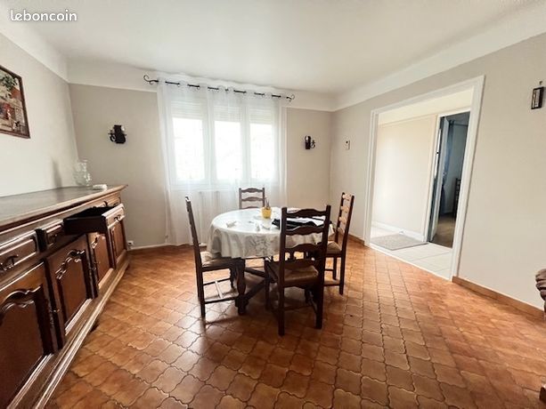 بافليون 5 غرف 90 م²