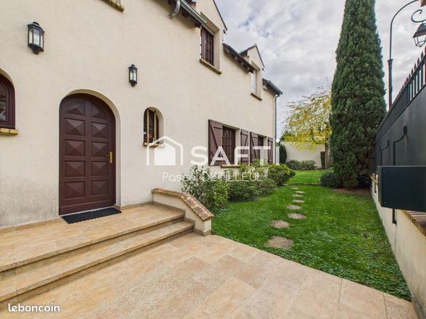 8-room house 201 sqm