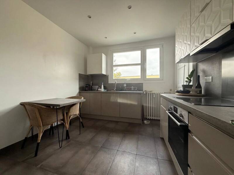 Apartment for rent, 94sqm, in CHATOU.