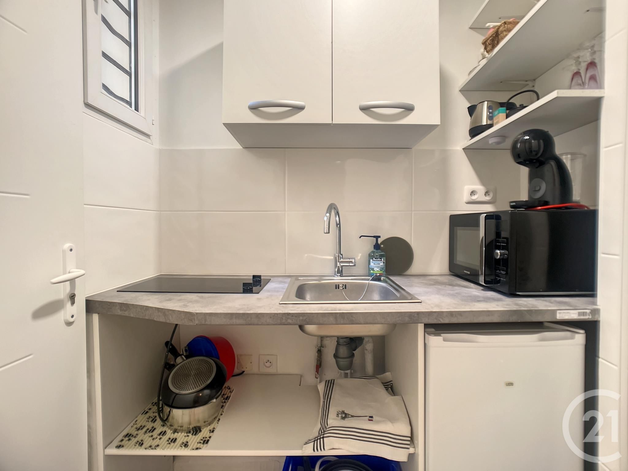 بيع شقة بمساحة 12م² في باريس 19