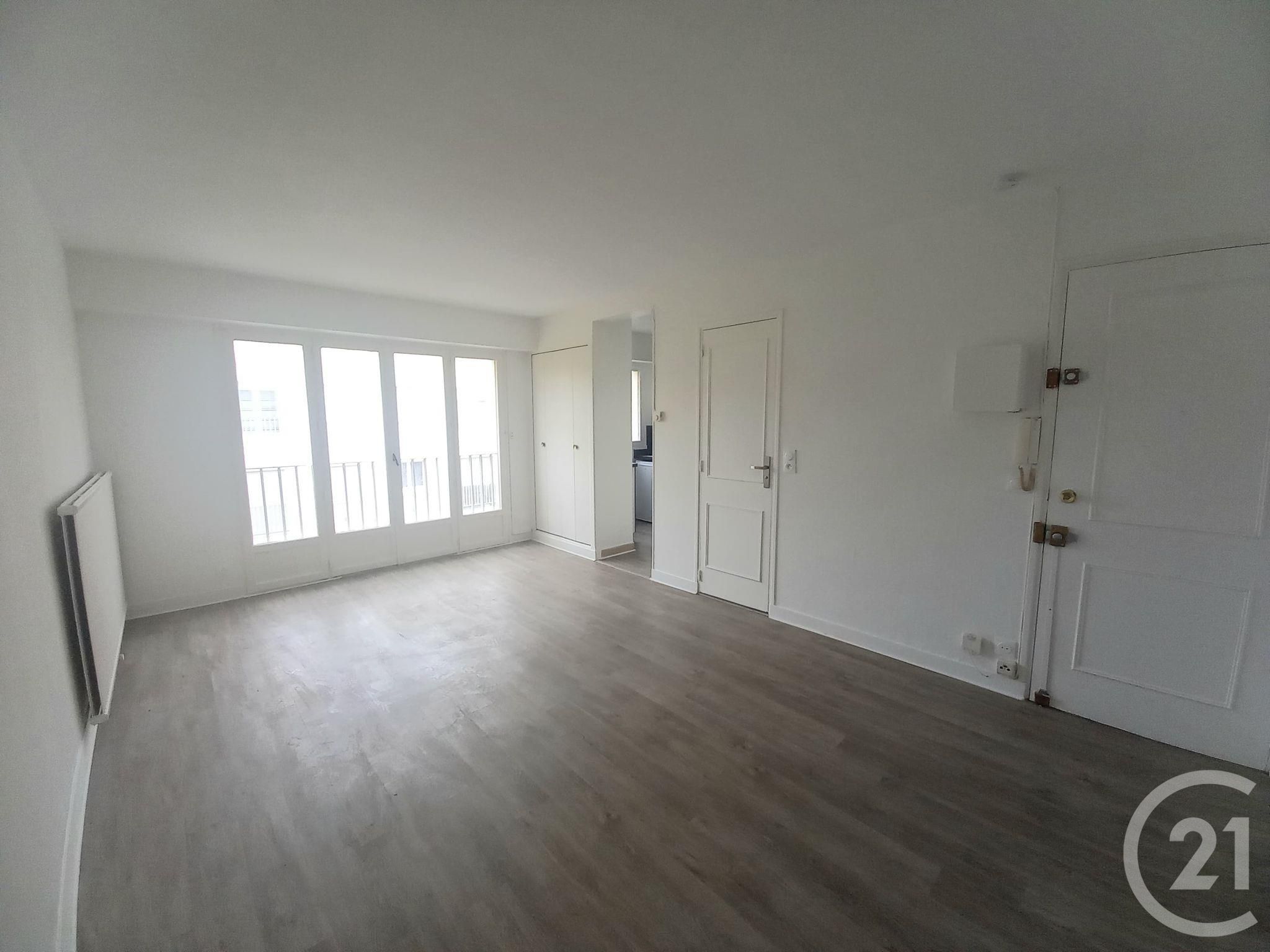 استئجار شقة بمساحة 27م² في كونفلان سانت أونورين