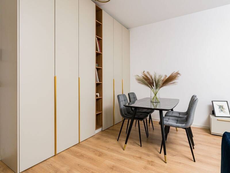 شقة للإيجار بمساحة 65م² في ليفالويس-بيريه