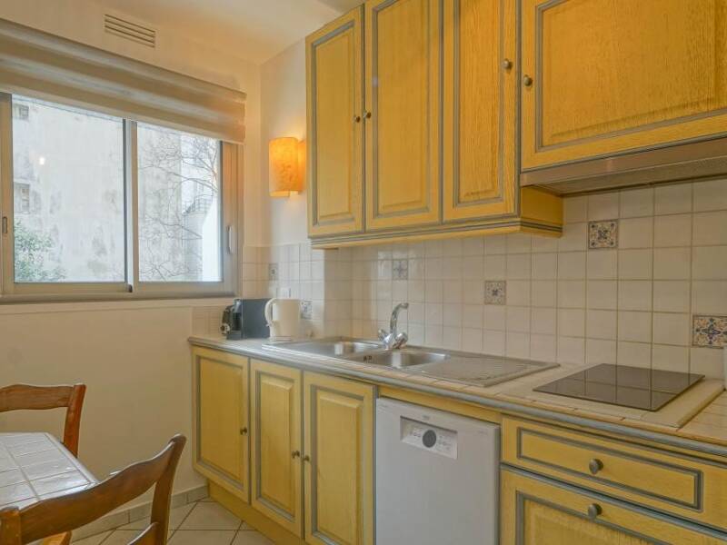 إيجار شقة بمساحة 30م² في باريس 15