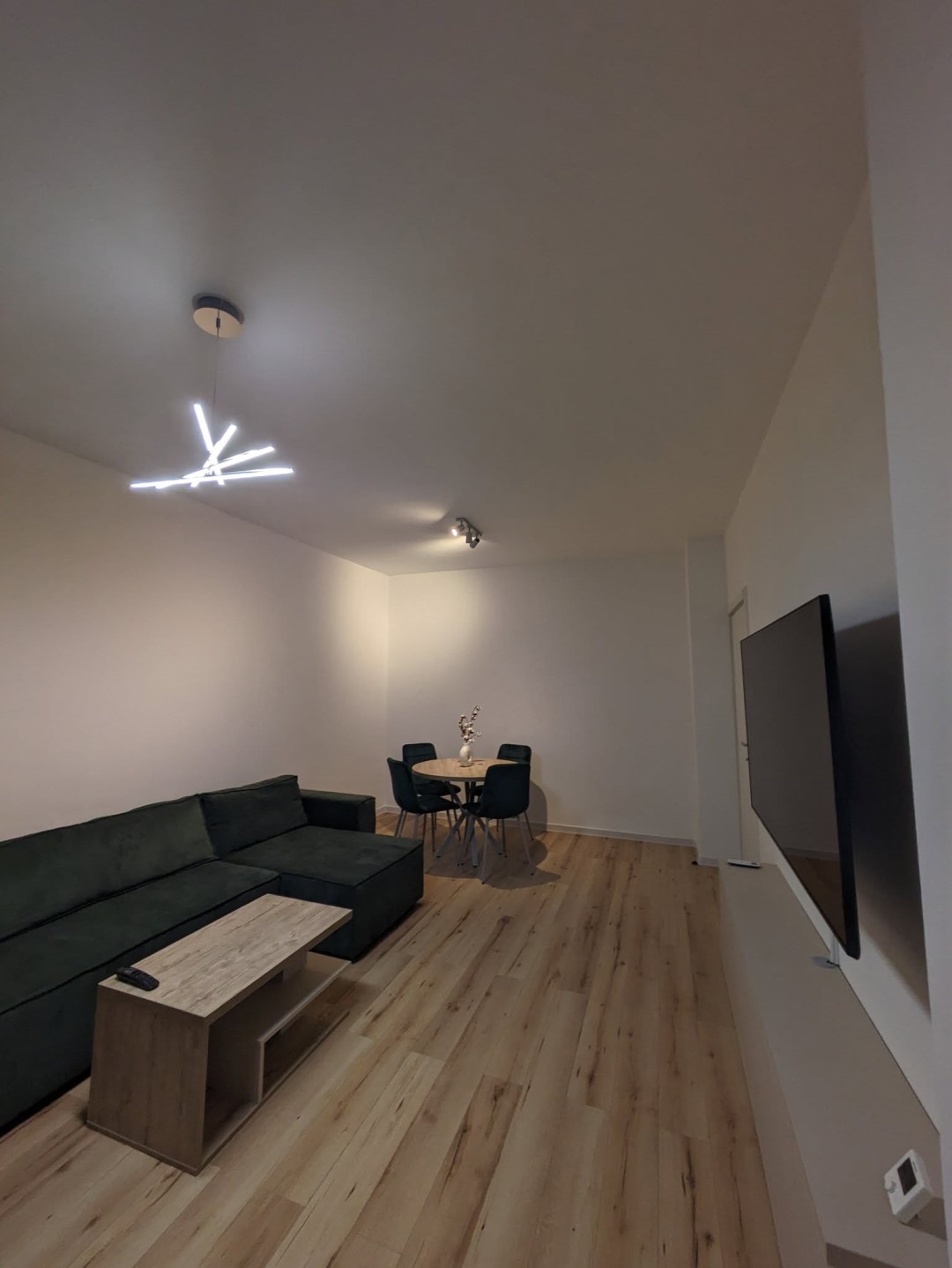 شقة للإيجار بمساحة 45م² في نويي سور سين