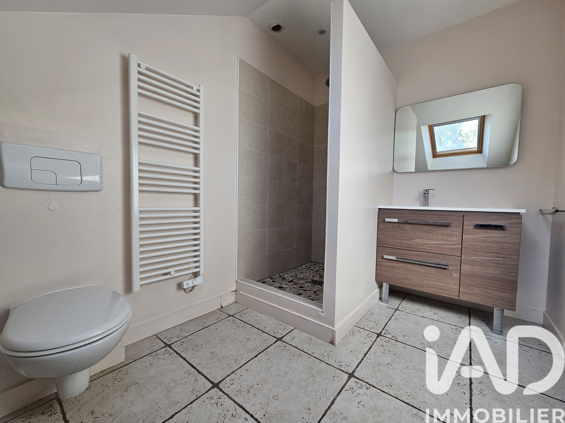 بيع منزل بمساحة 175م² في كريتيي