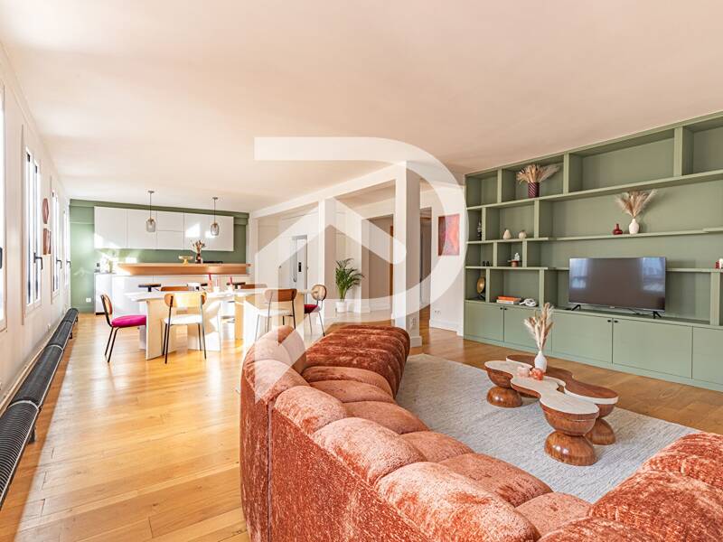 إيجار شقة مساحتها 128م² في باريس 9