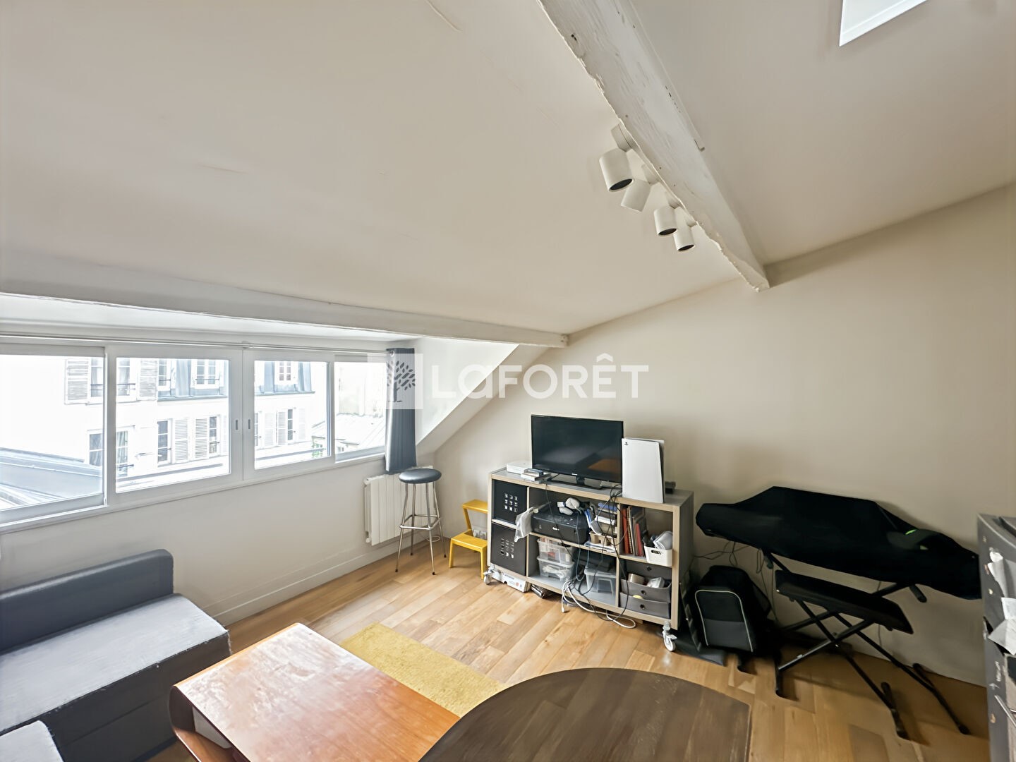 بيع شقة بمساحة 34م² في باريس 9