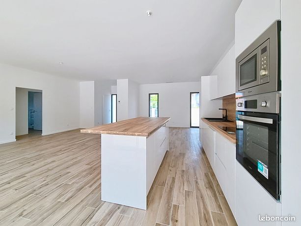 منزل مكون من 5 غرف بمساحة 147 م²