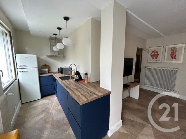 بيع شقة بمساحة 42م² في لا روشيل