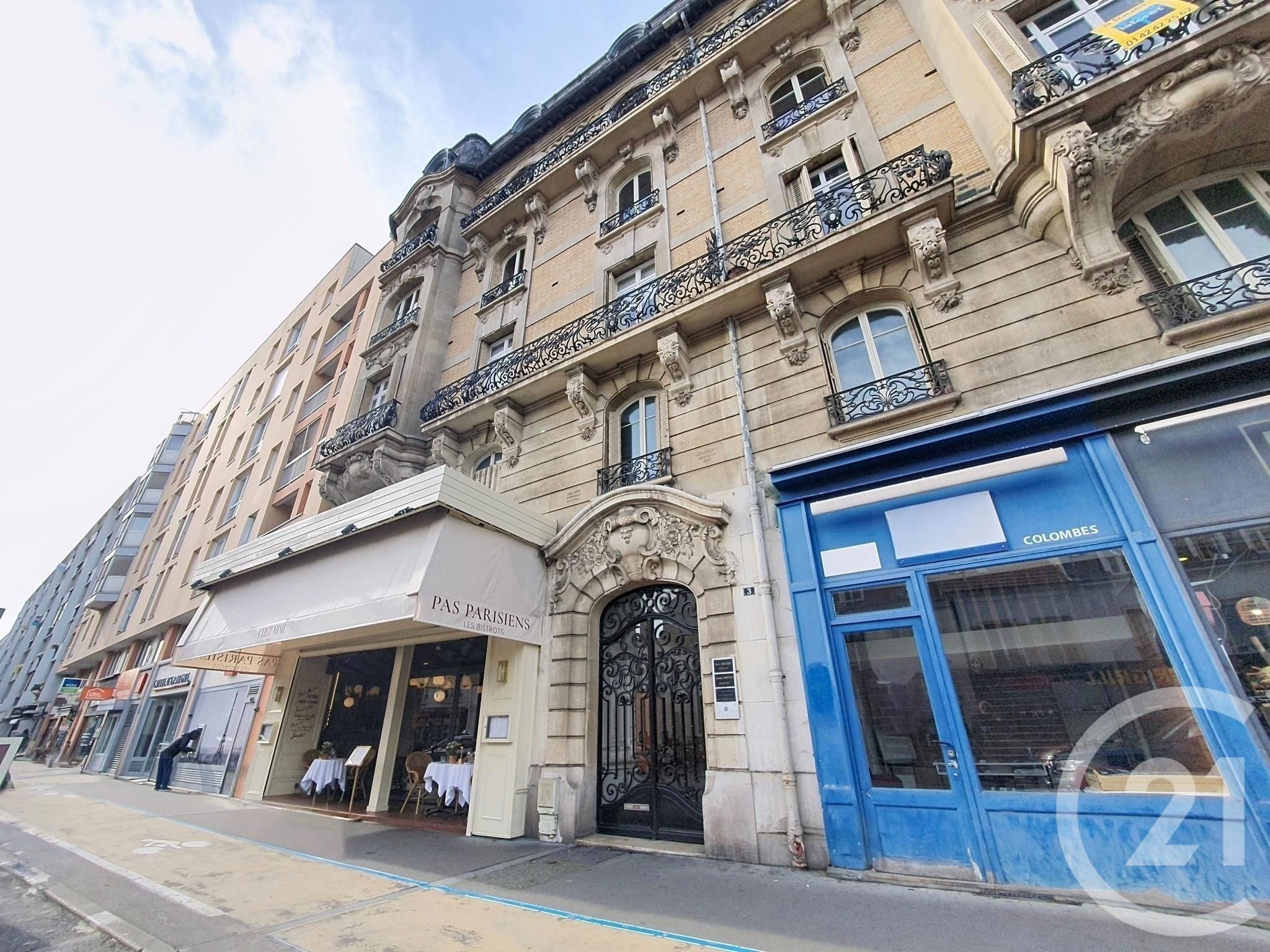 بيع شقة بمساحة 72م² في كولومب