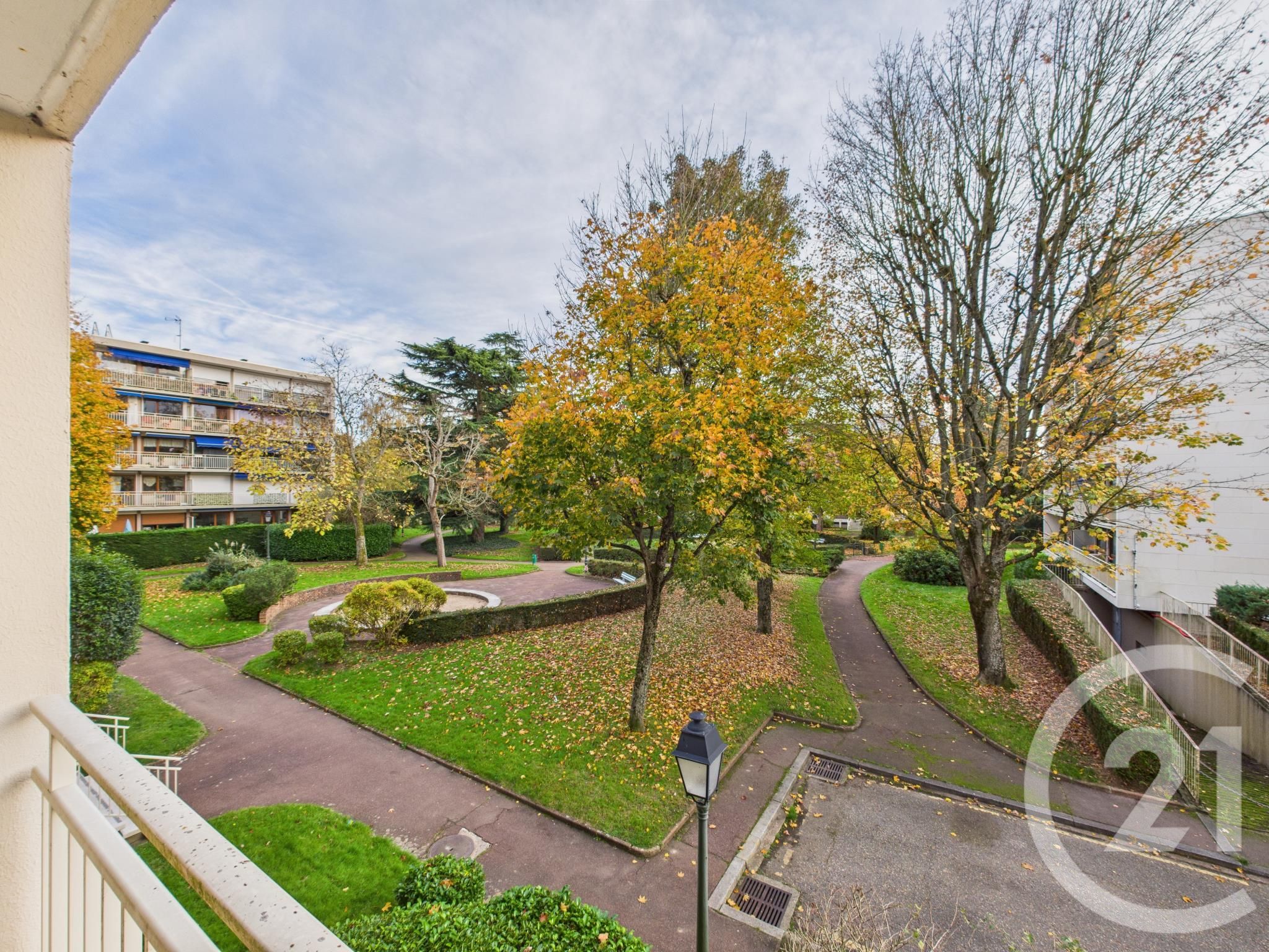 إيجار شقة مساحتها 61م² في فيليزي فيلاكوبي.