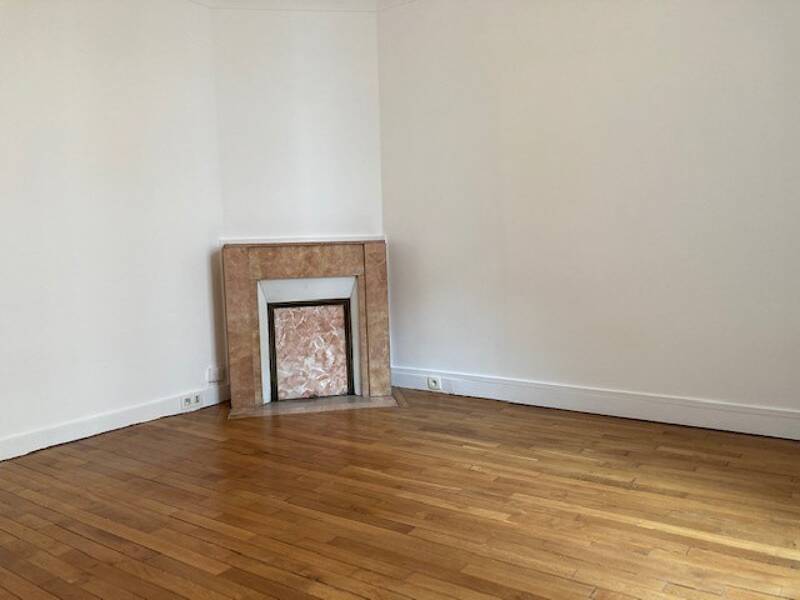 شقة للإيجار بمساحة 50م² في باريس 14