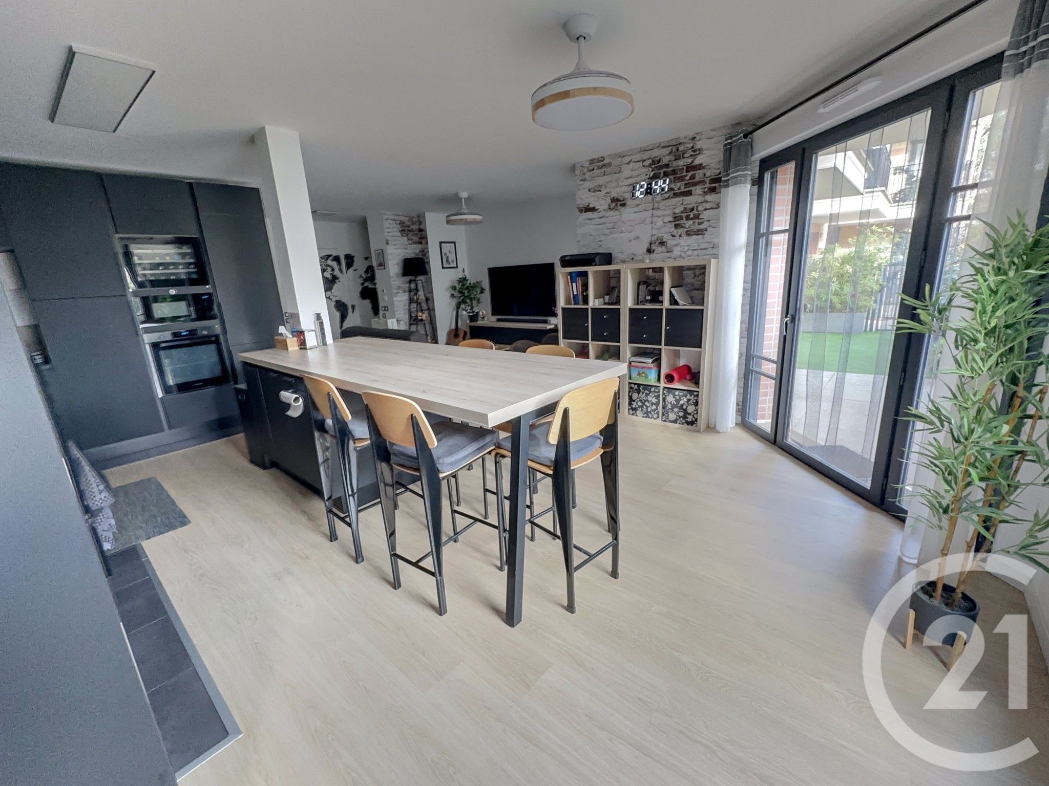 Vente appartement de 75m2 à VERNEUIL SUR SEINE