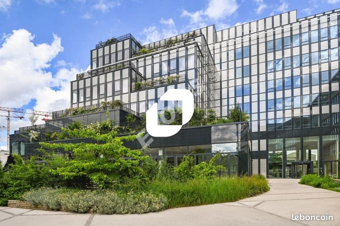 Office rental in SAINT DENIS