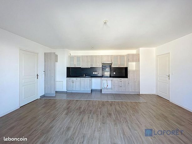 Four-room apartment in Arpajon (91290)