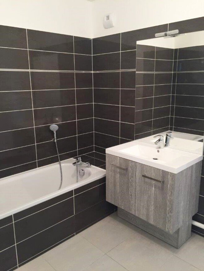 Rental apartment of 59 sqm in Puteaux