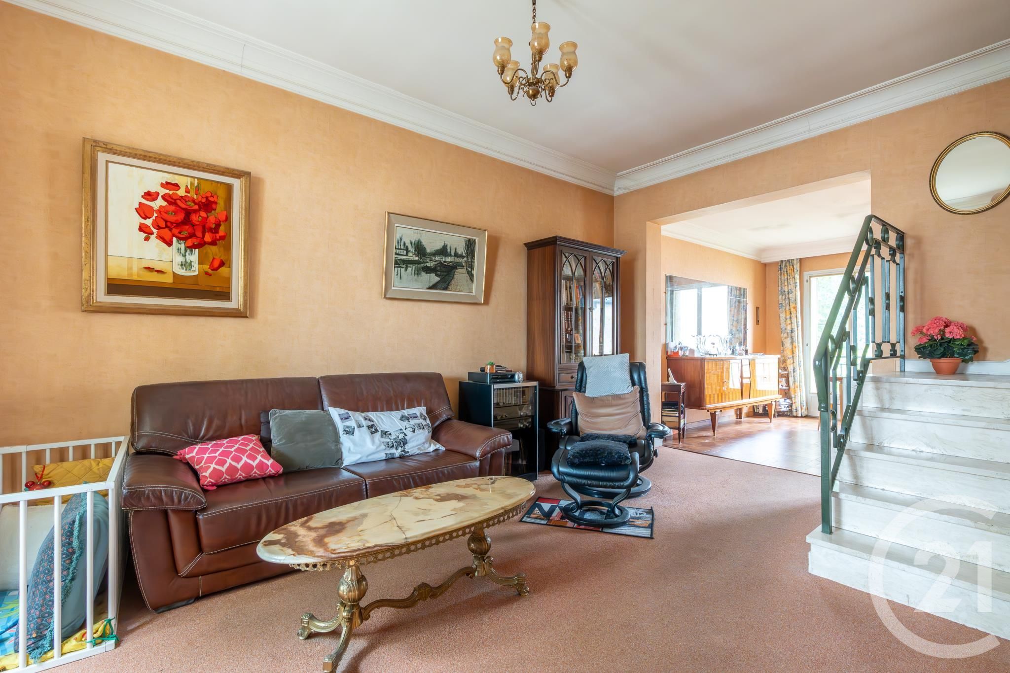 For sale: 85 sqm house in Créteil.