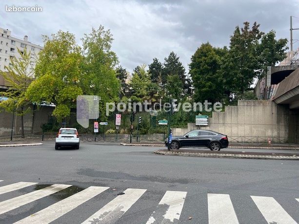 Office for sale in MALAKOFF