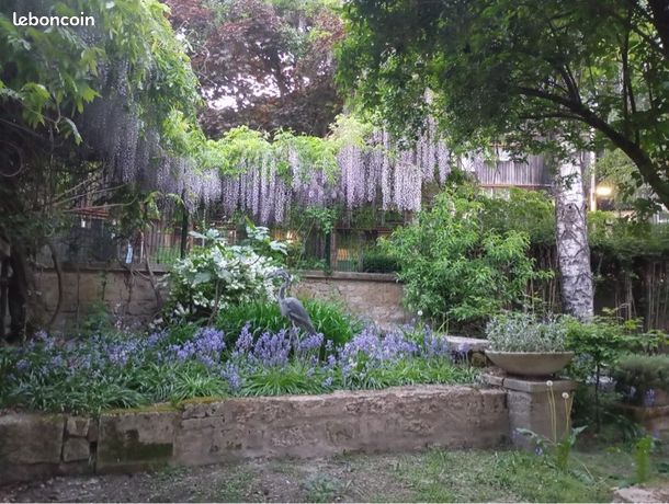 Family home with outbuilding