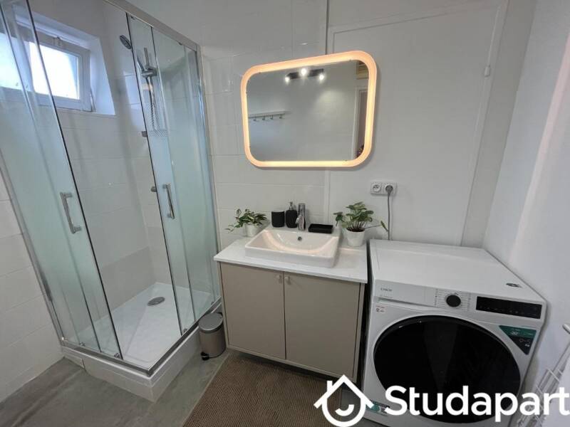 Apartment rental of 12sqm in CRETEIL