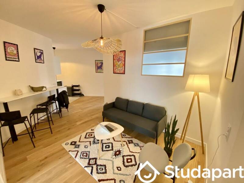 Rental apartment of 10sqm in CLICHY