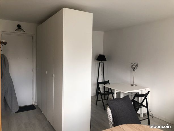 Studio 27 sqm with cellar - Rueil Mont Valérien