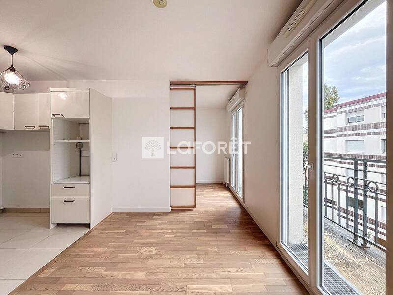 T2 38m² avec balcon à Le Vesinet proche RER Vésinet - Le Pecq