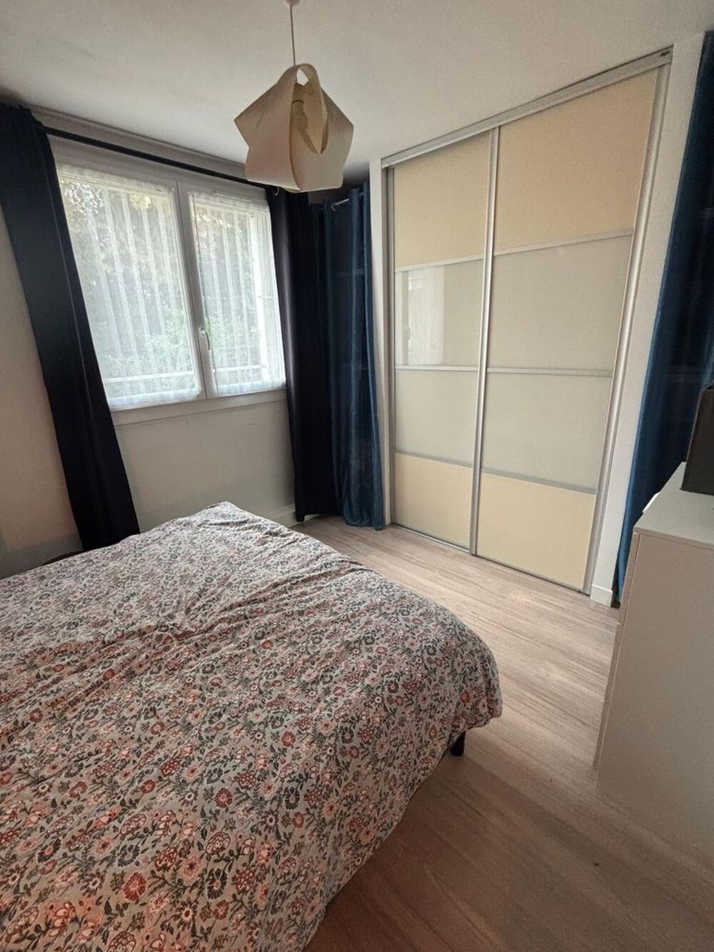 Sale apartment 3 rooms 70 sqm