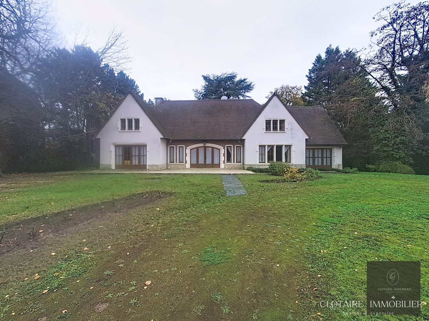 For sale: 279 sqm house in Compiègne