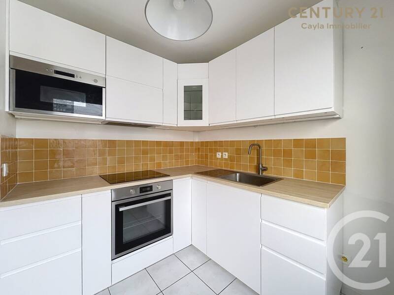 Apartment rental of 45sqm in Puteaux