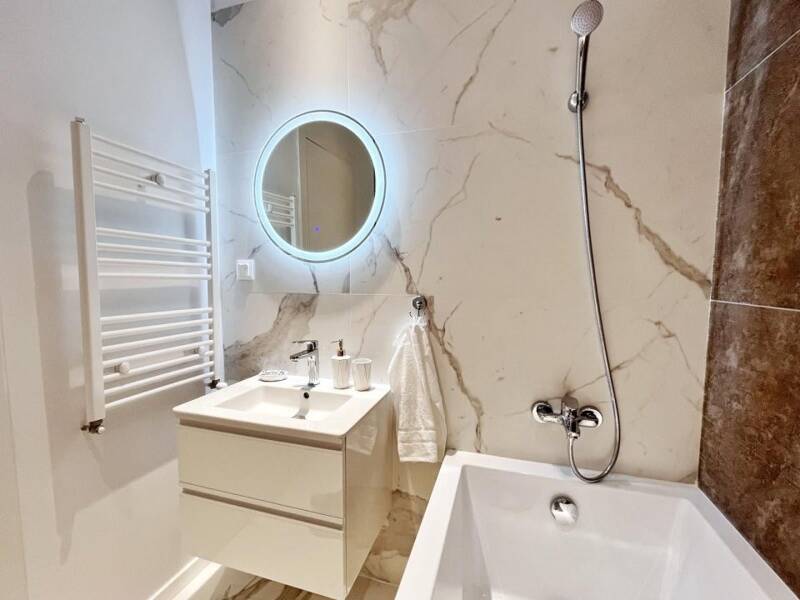 53 sqm apartment for rent in NOISY LE GRAND