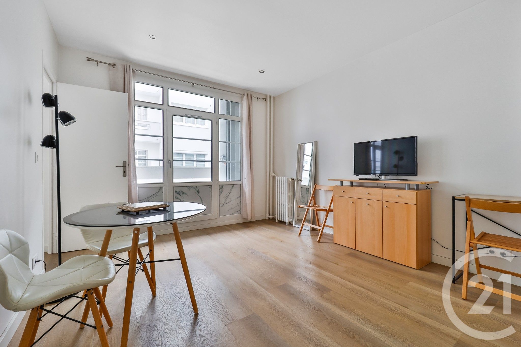 Sale of a 34 sqm apartment in MONTROUGE