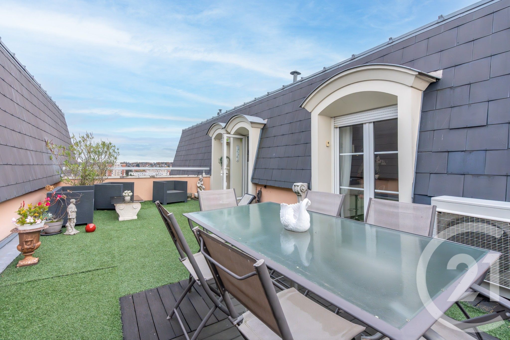 Apartment for sale of 90sqm in VILLIERS SUR MARNE