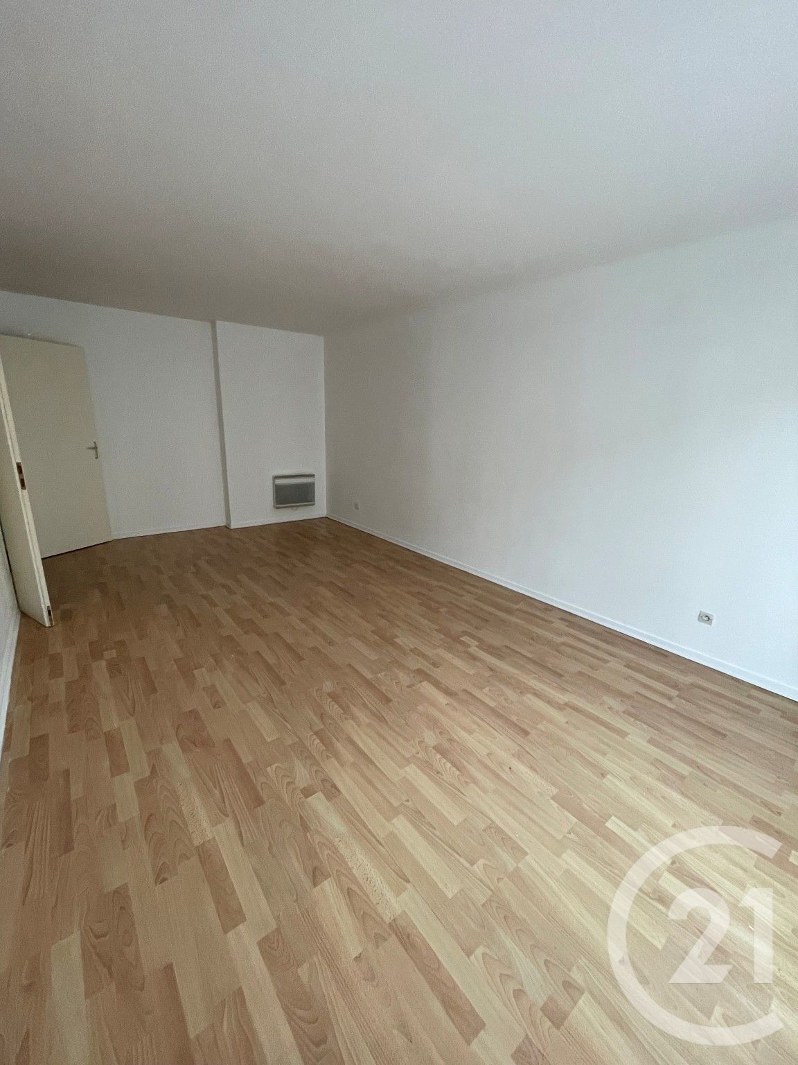 Sale apartment of 50 sqm in CERGY