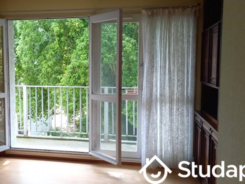 12 sqm apartment for rent in Les Ulis