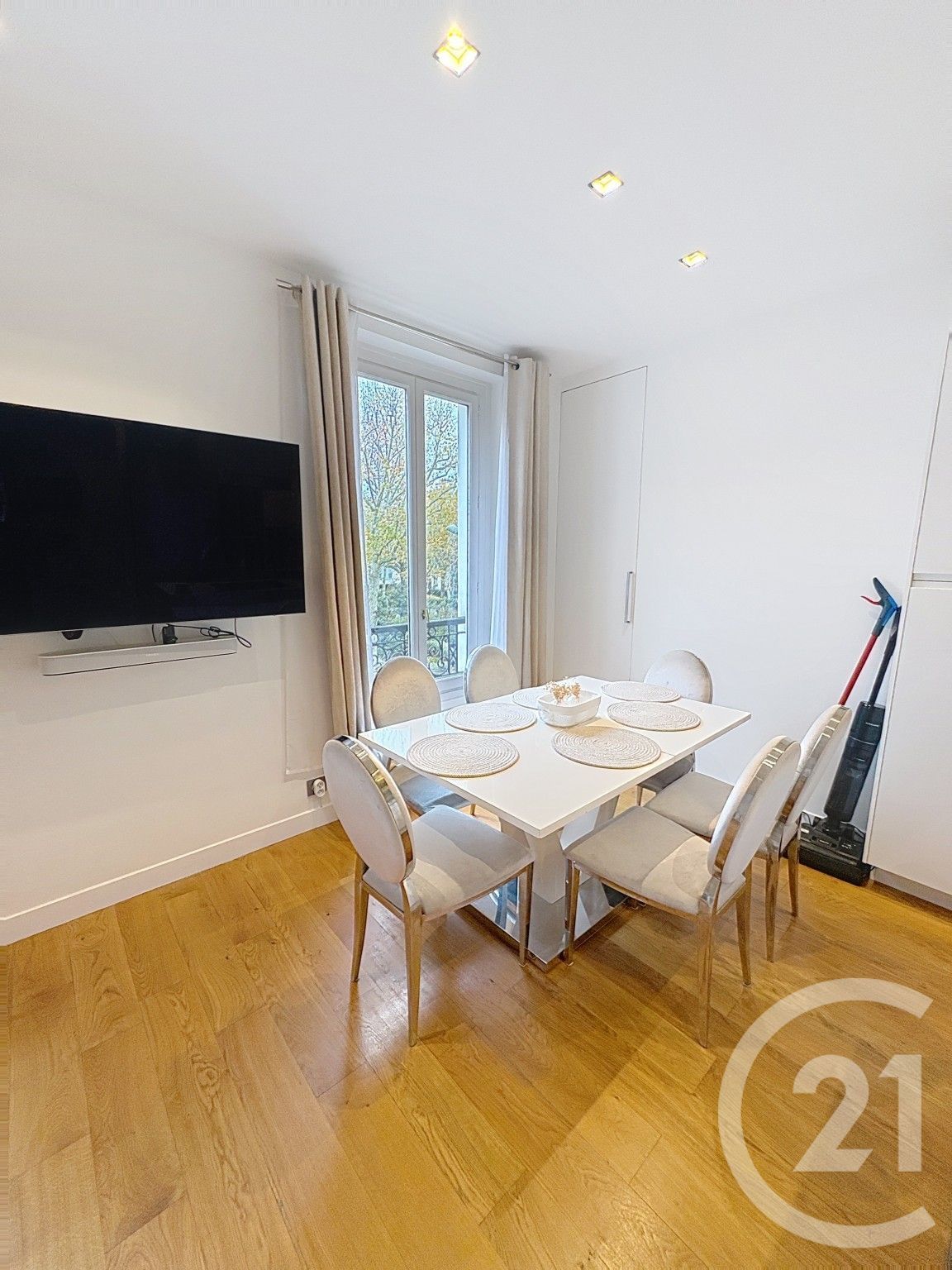 62 sqm apartment for rent in Levallois Perret