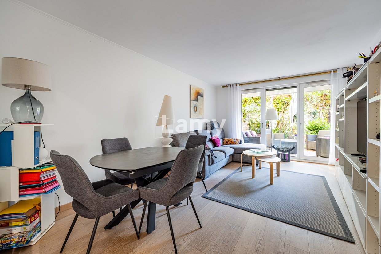 Sale of a 76sqm apartment in Issy-les-Moulineaux
